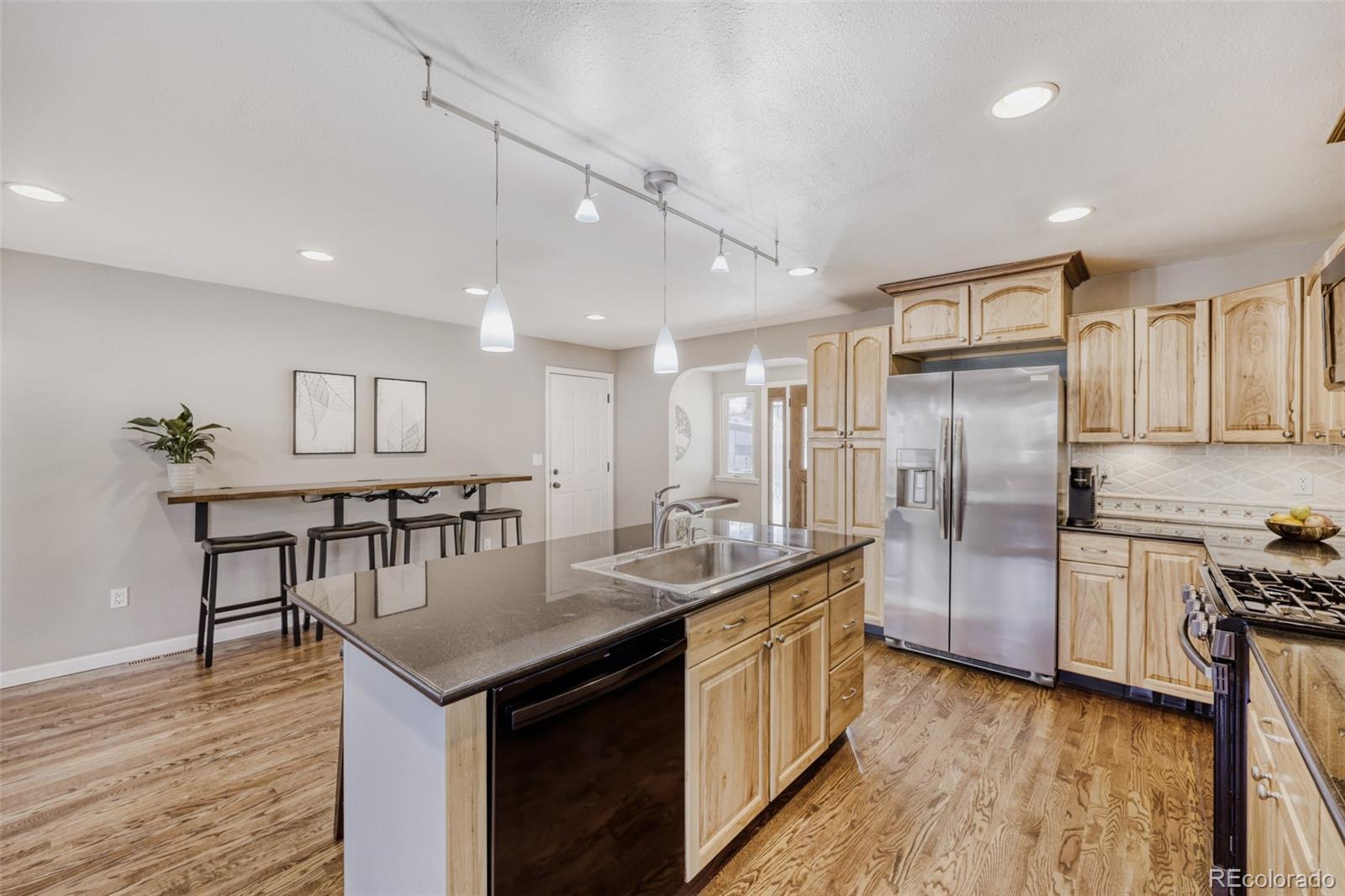 MLS Image #11 for 2170 s flower street,lakewood, Colorado