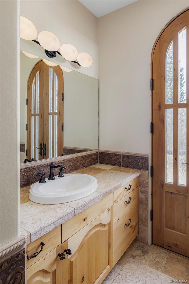 MLS Image #26 for 2340 s cook street,denver, Colorado
