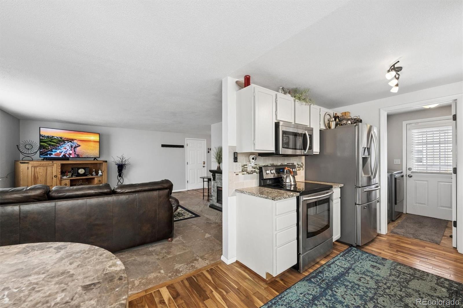 MLS Image #9 for 22166 e princeton circle,aurora, Colorado