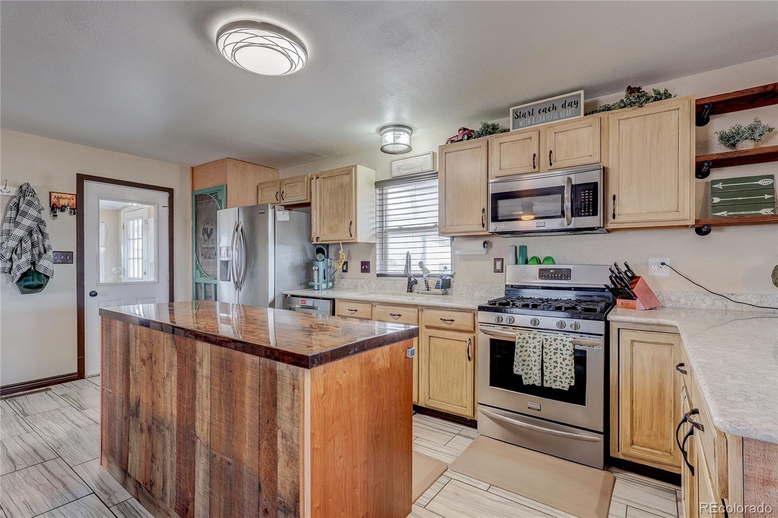 MLS Image #5 for 313  front street,roggen, Colorado
