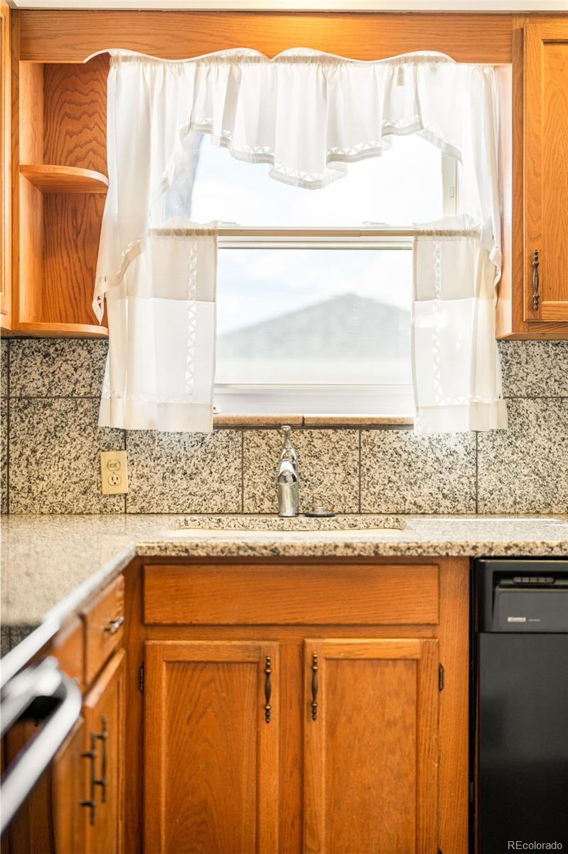 MLS Image #13 for 5167  eliot street,denver, Colorado