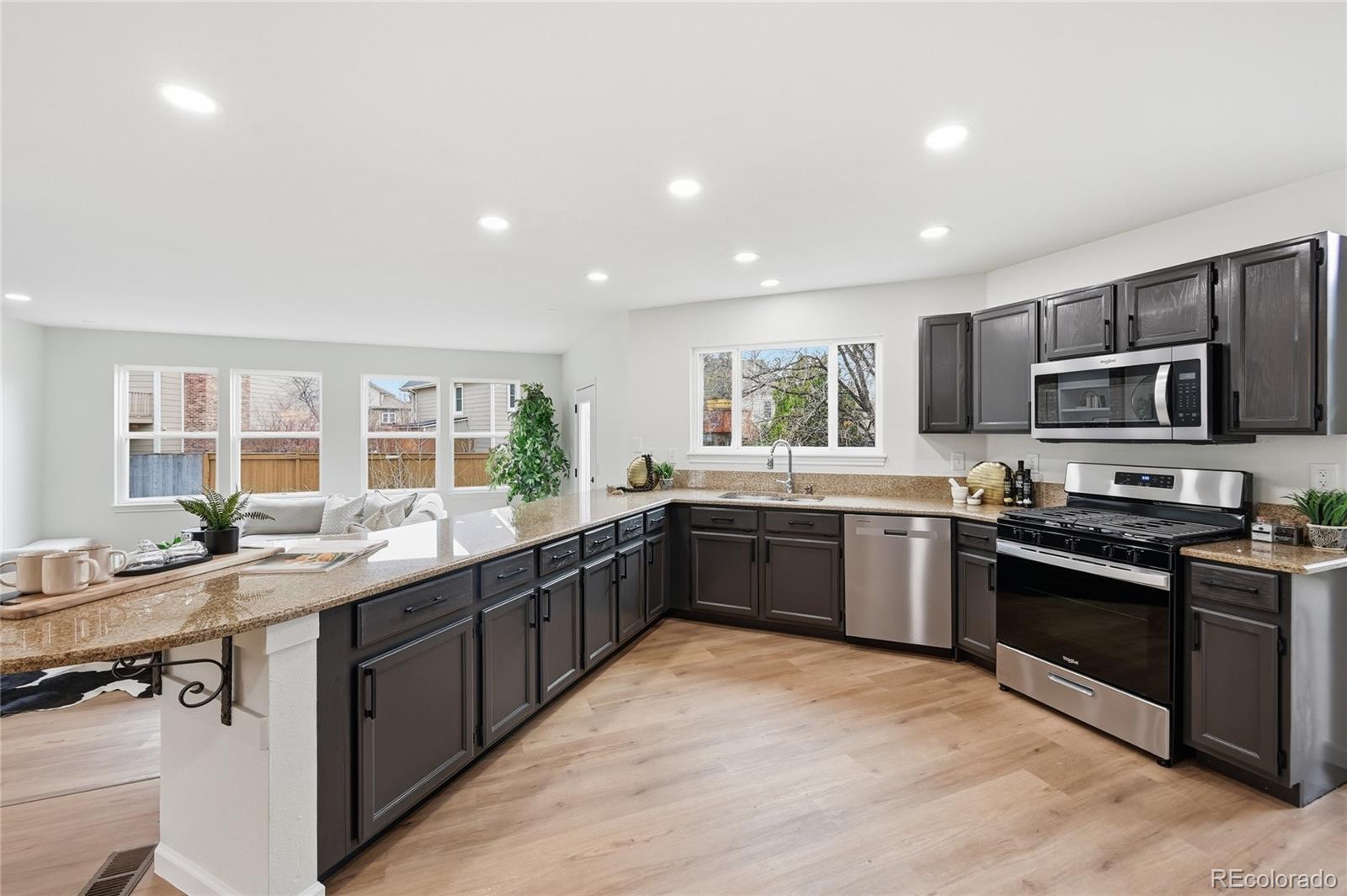 MLS Image #10 for 16484 e prentice avenue,centennial, Colorado