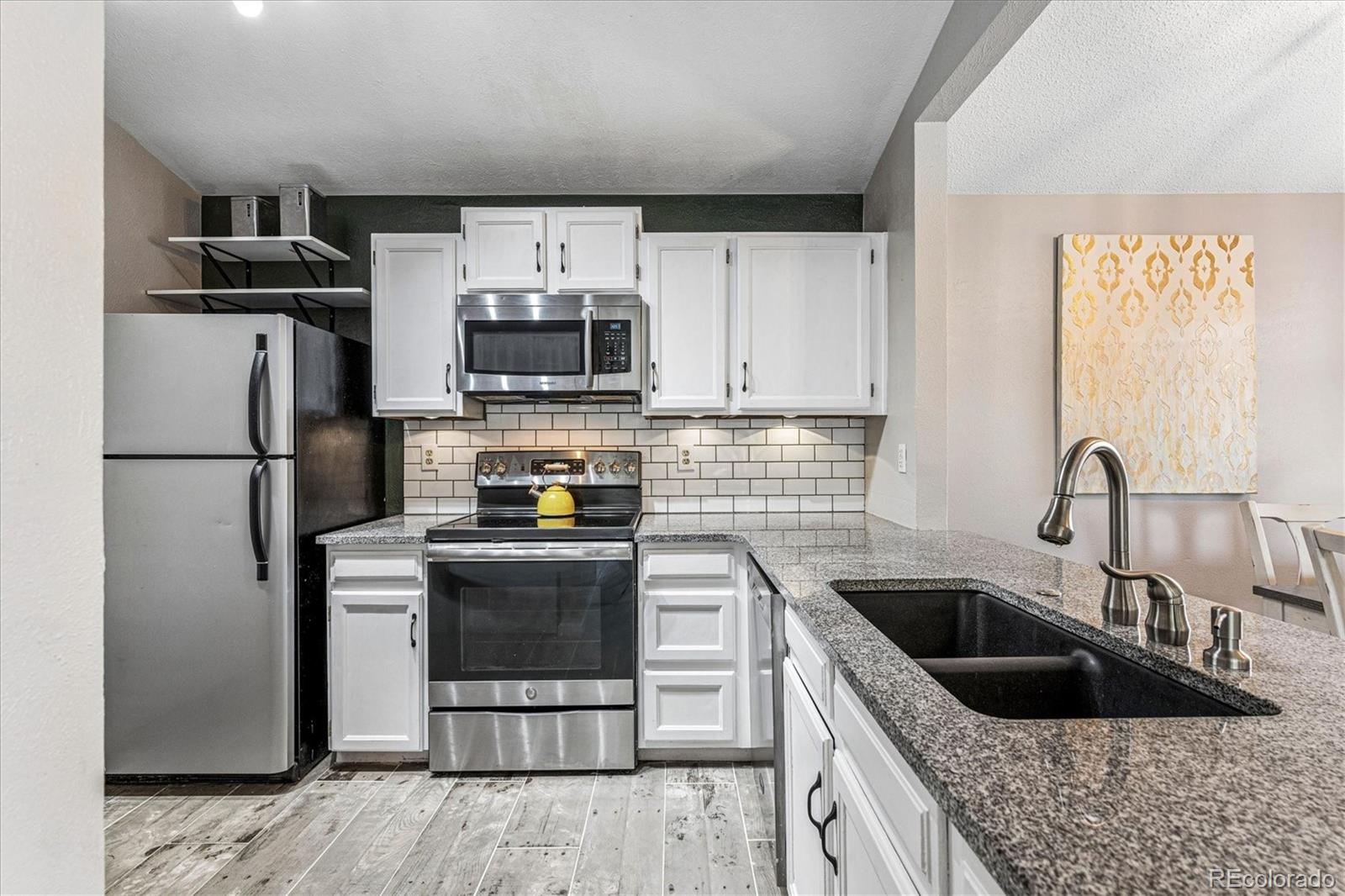MLS Image #14 for 17893 e columbia avenue,aurora, Colorado