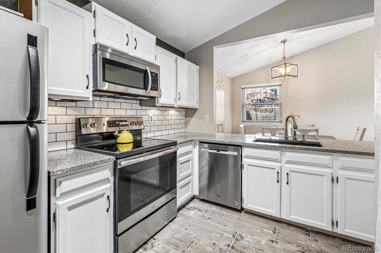 MLS Image #15 for 17893 e columbia avenue,aurora, Colorado