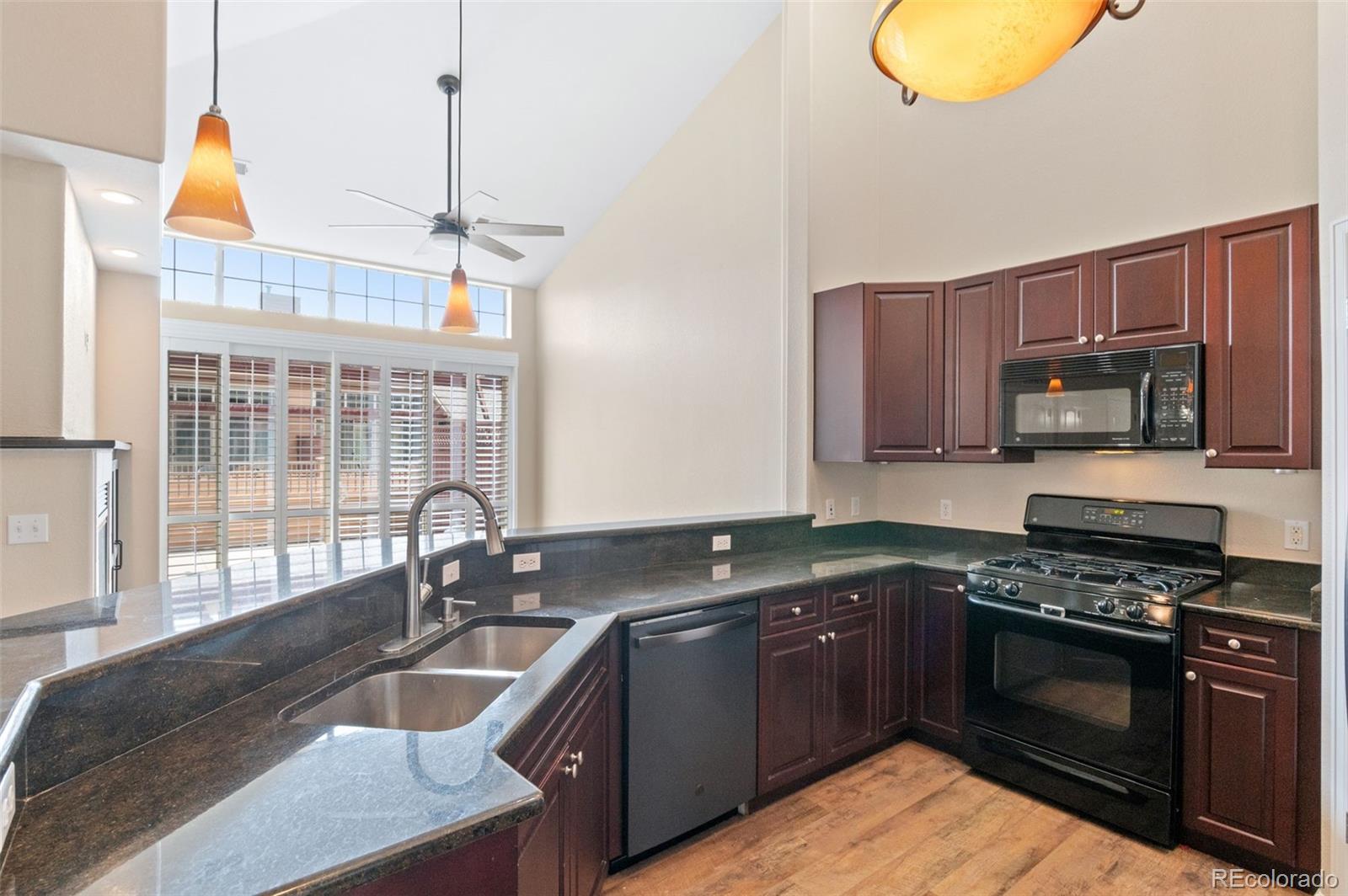 MLS Image #4 for 8540  gold peak lane,highlands ranch, Colorado