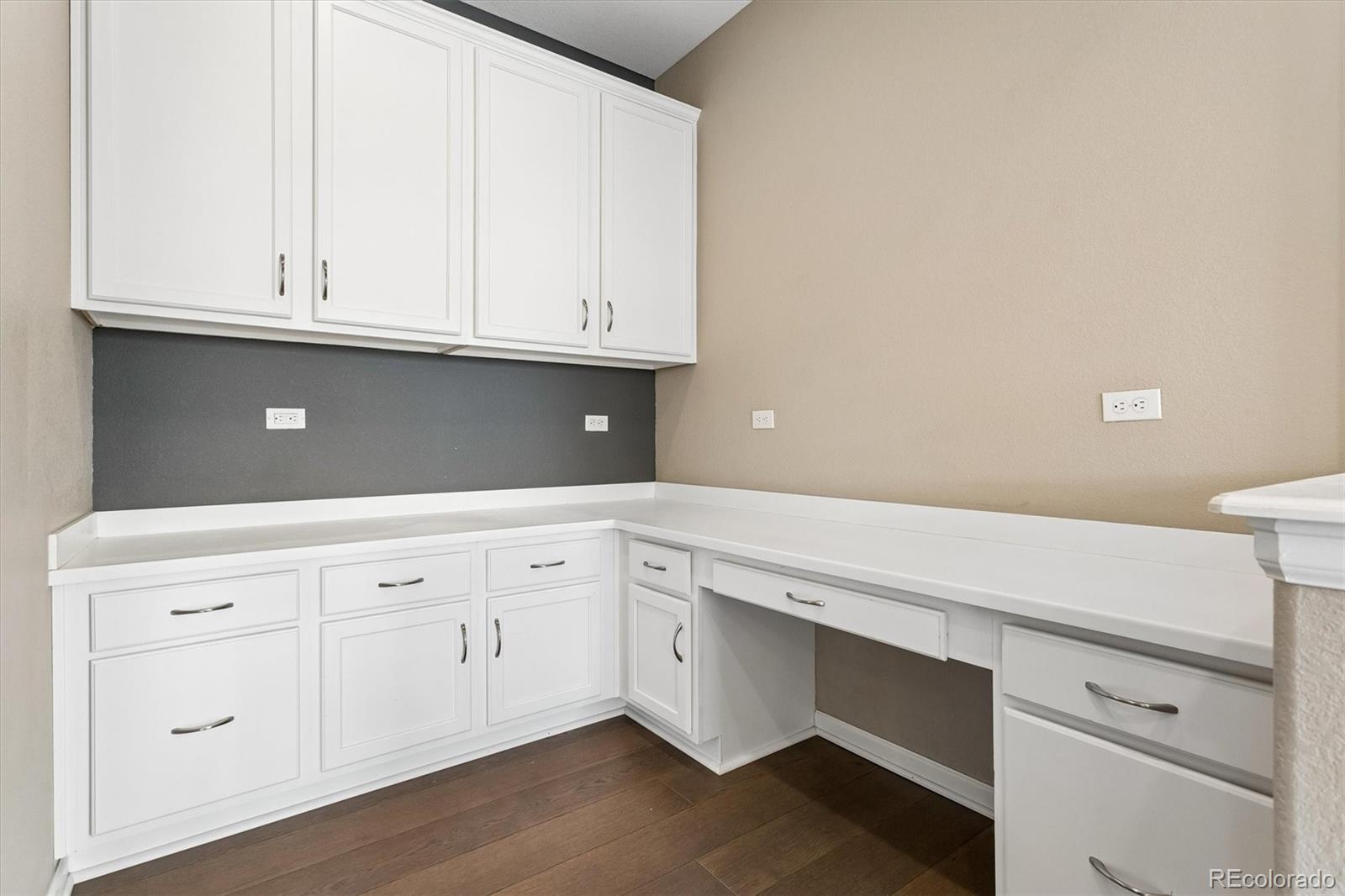 MLS Image #18 for 4825 s riviera way,aurora, Colorado