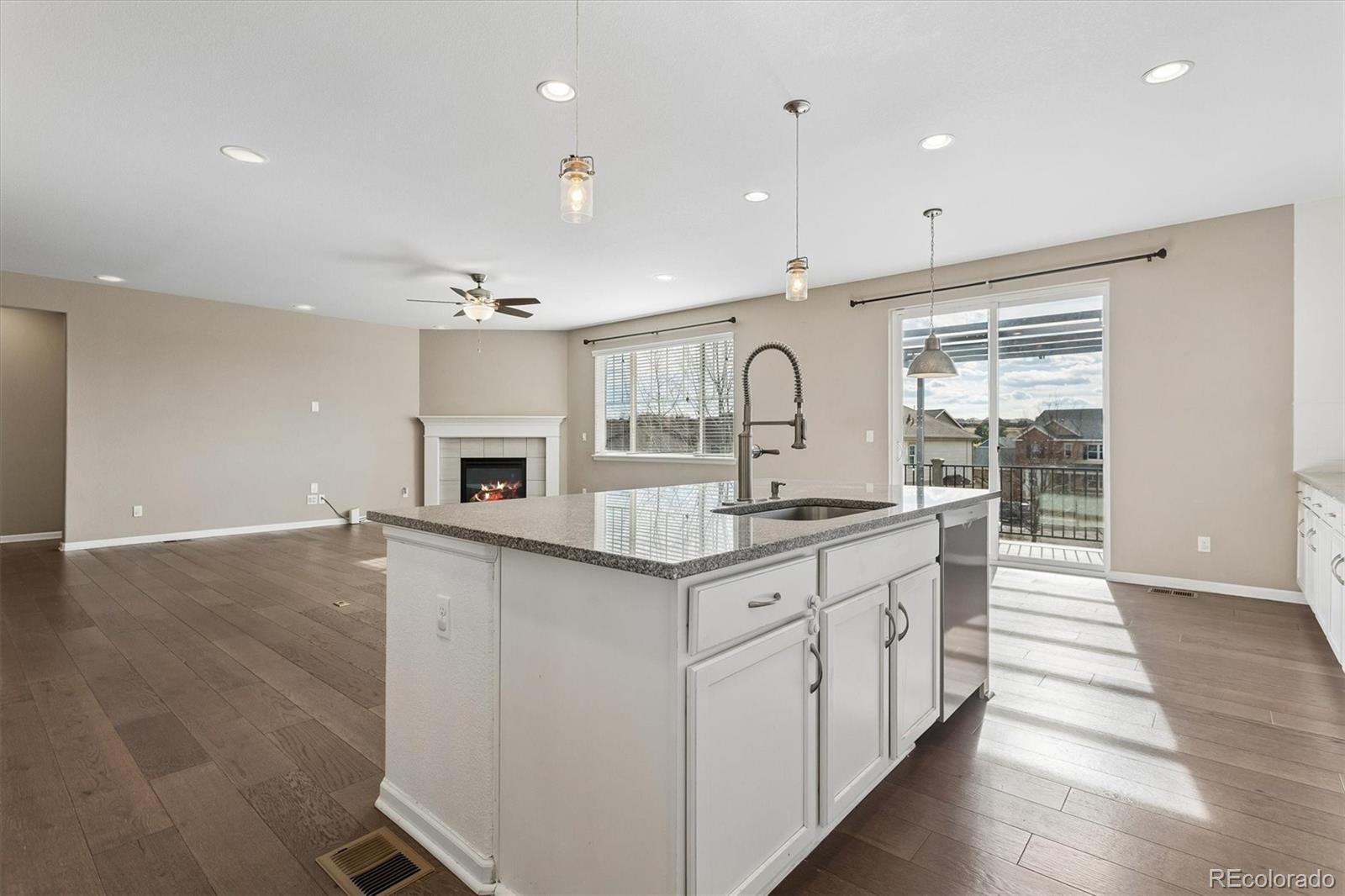 MLS Image #20 for 4825 s riviera way,aurora, Colorado