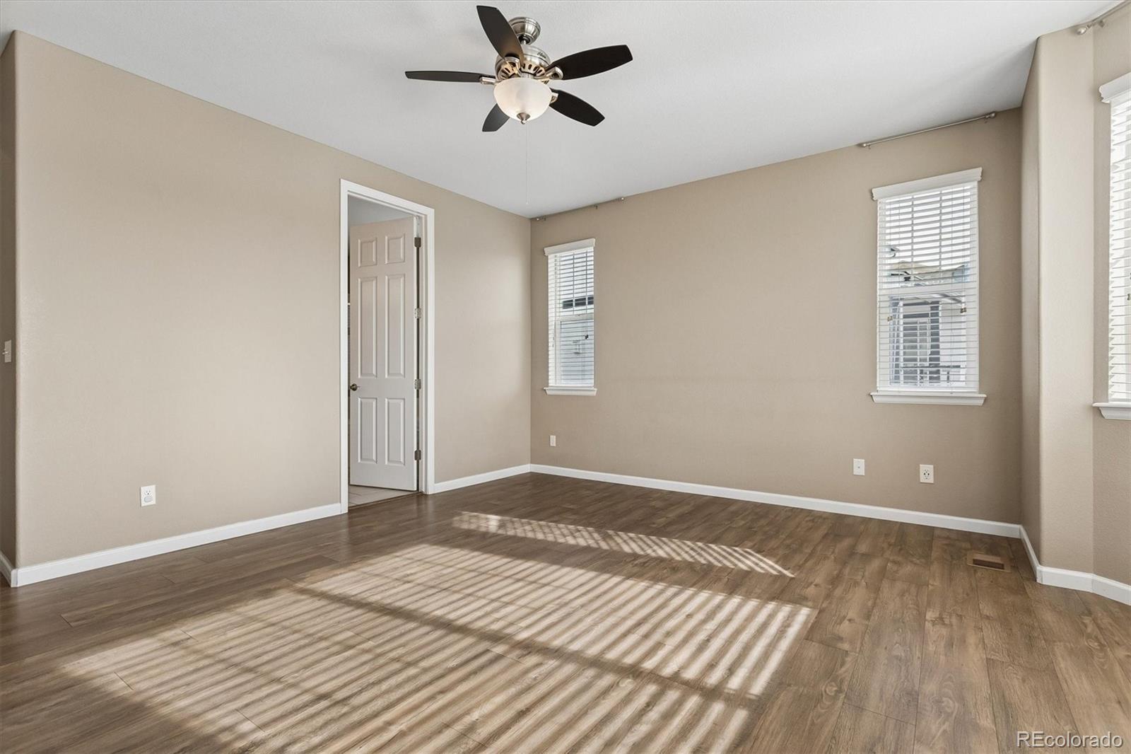 MLS Image #25 for 4825 s riviera way,aurora, Colorado