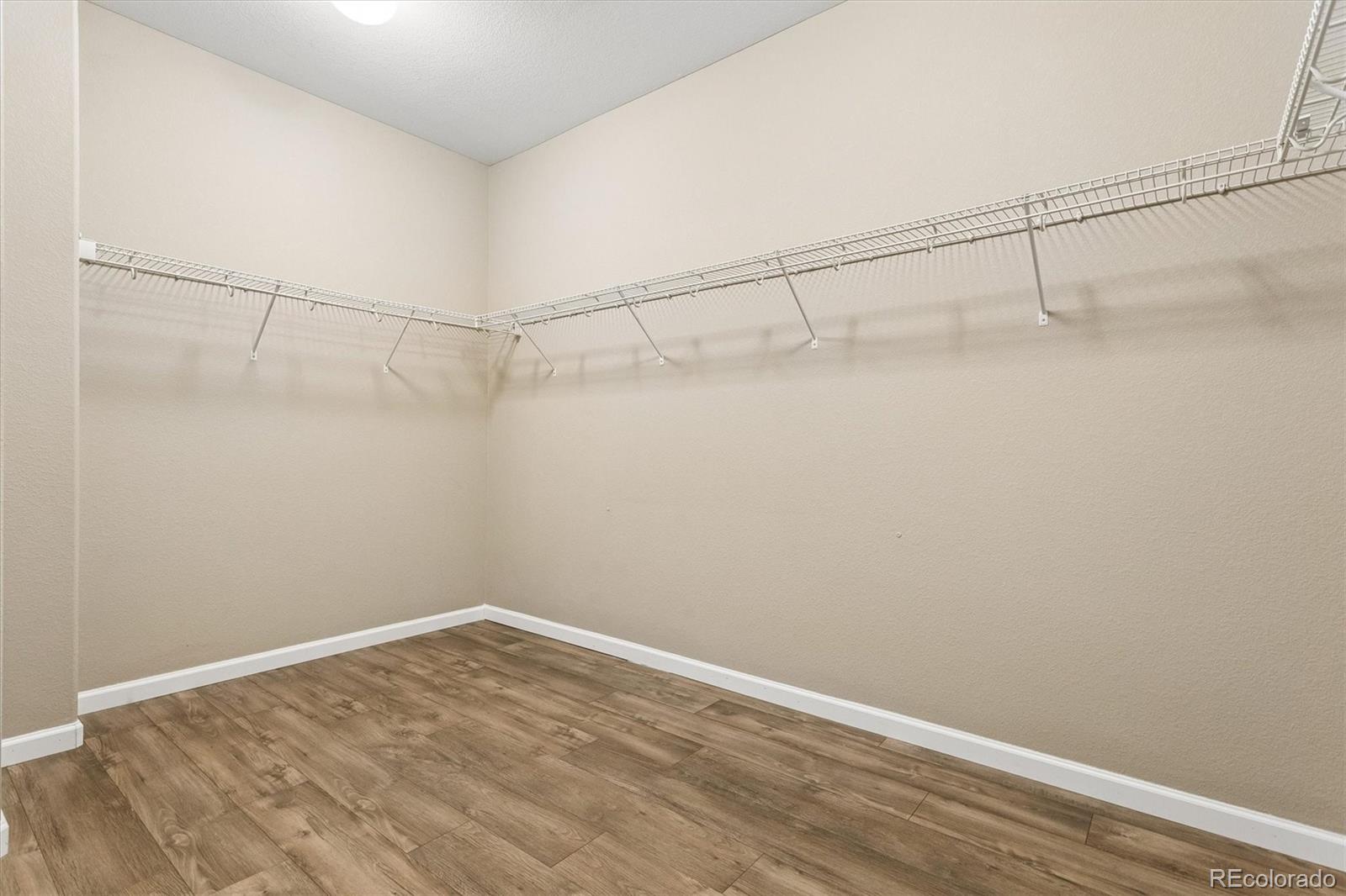 MLS Image #29 for 4825 s riviera way,aurora, Colorado