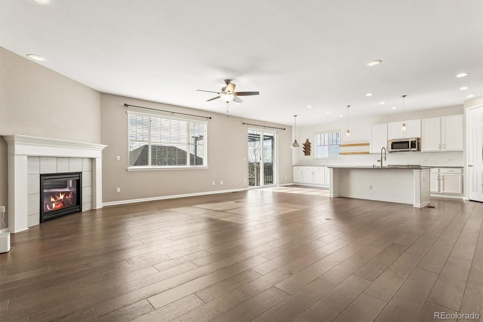 MLS Image #4 for 4825 s riviera way,aurora, Colorado