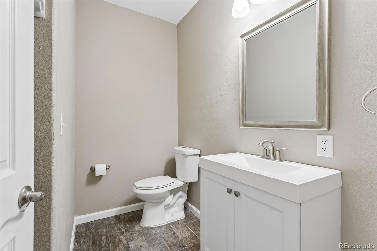 MLS Image #45 for 4825 s riviera way,aurora, Colorado
