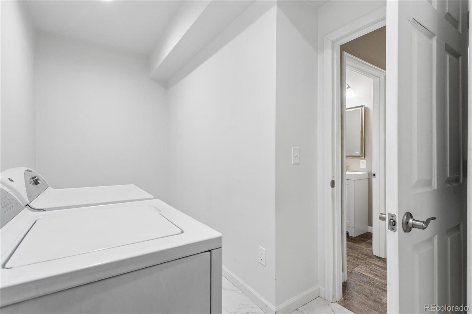 MLS Image #47 for 4825 s riviera way,aurora, Colorado