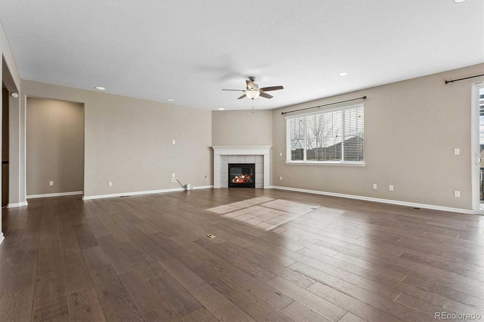 MLS Image #6 for 4825 s riviera way,aurora, Colorado