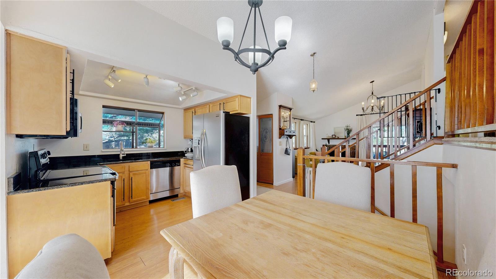 MLS Image #9 for 13564  green court,broomfield, Colorado