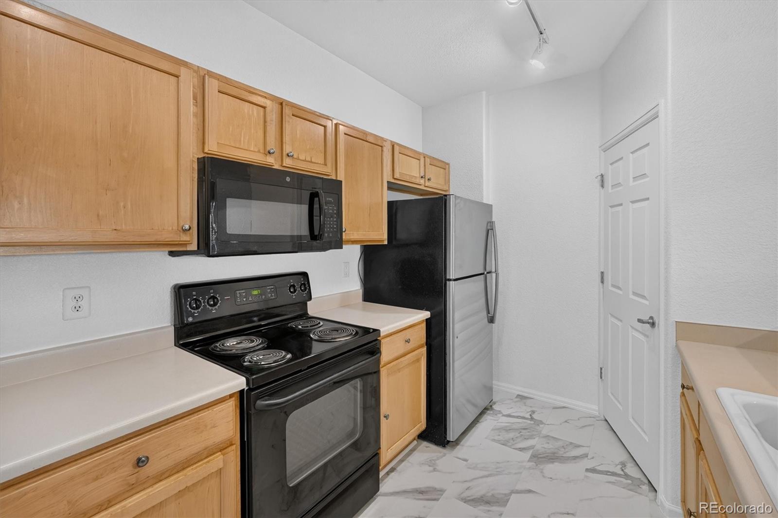 MLS Image #13 for 5255  memphis street,denver, Colorado