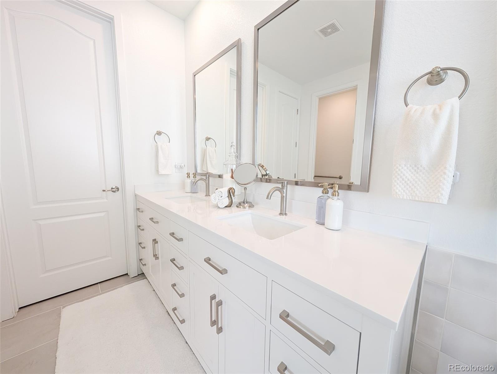 MLS Image #16 for 27878 e clifton place,aurora, Colorado