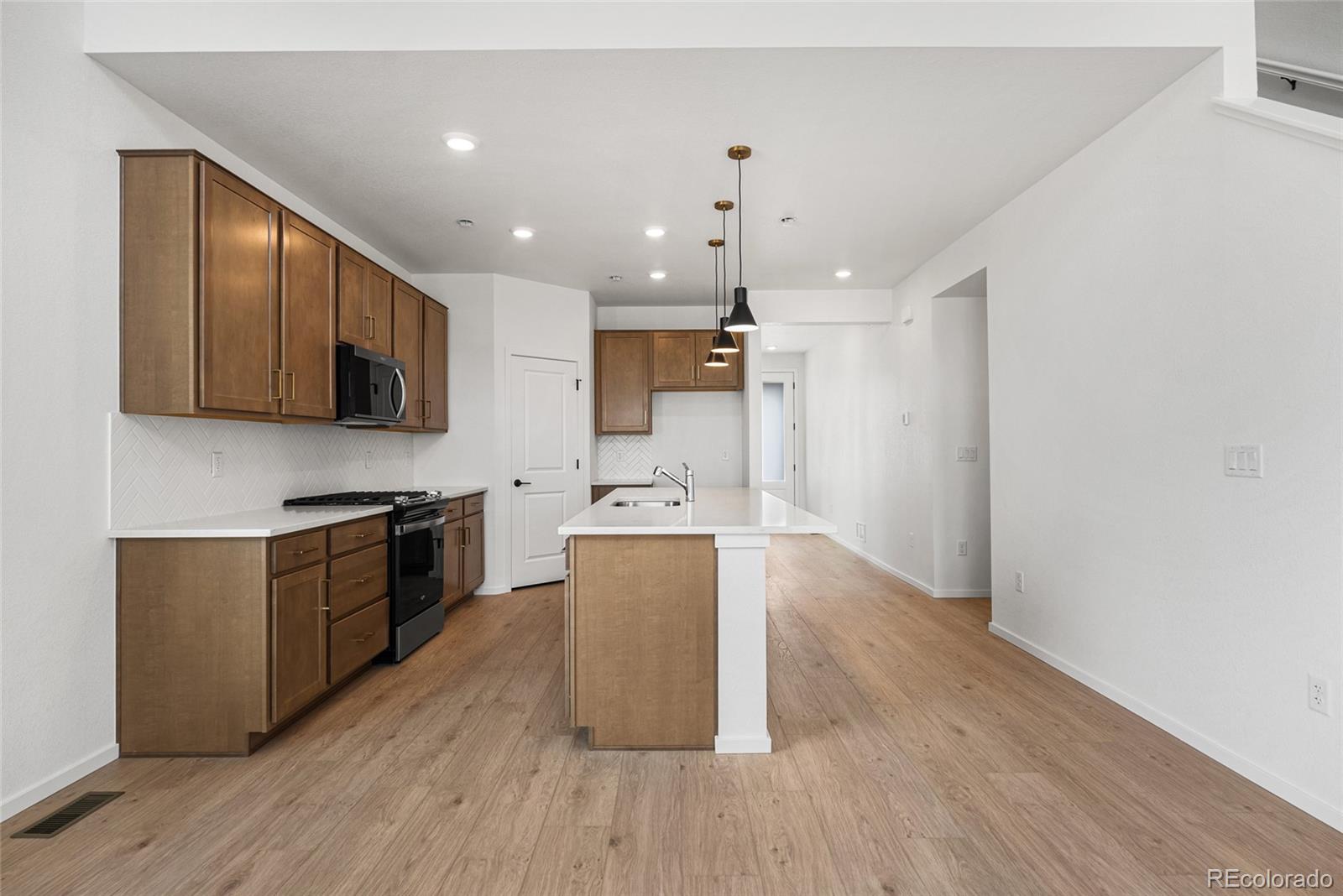MLS Image #3 for 2157 s jackson gap street,aurora, Colorado