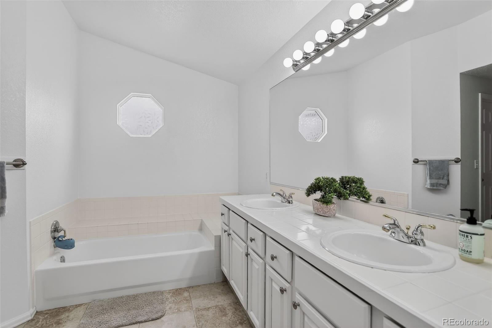 MLS Image #10 for 178  maplewood drive,erie, Colorado