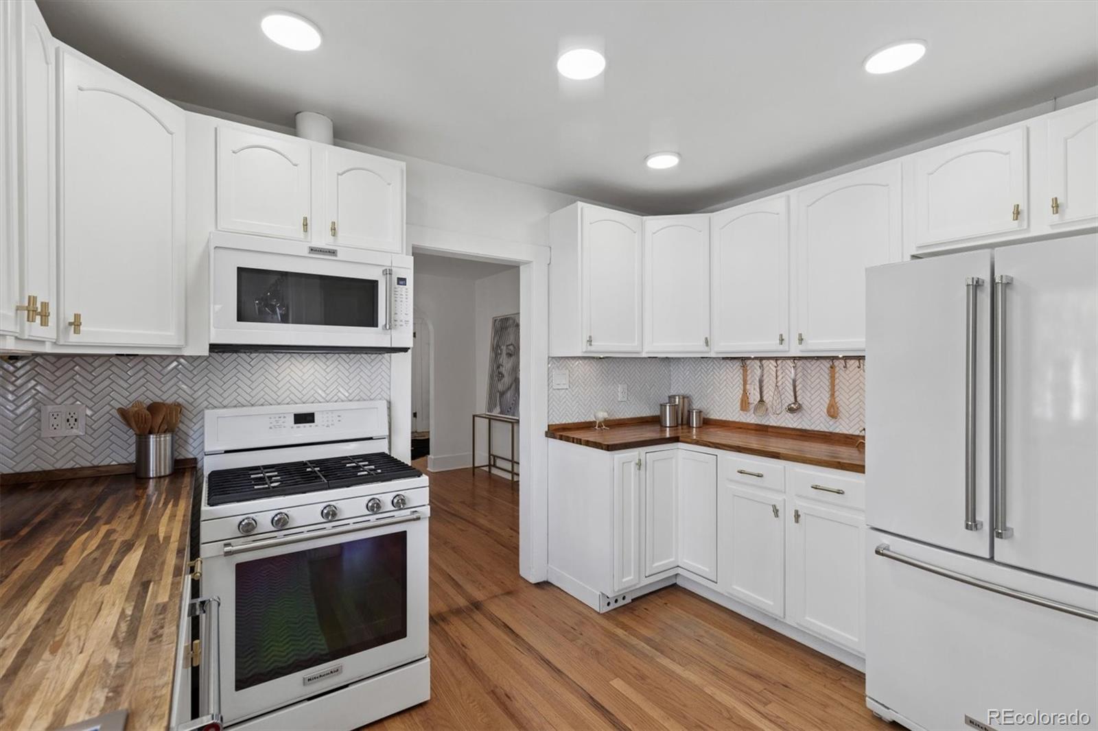 MLS Image #24 for 3137 w 34th avenue,denver, Colorado