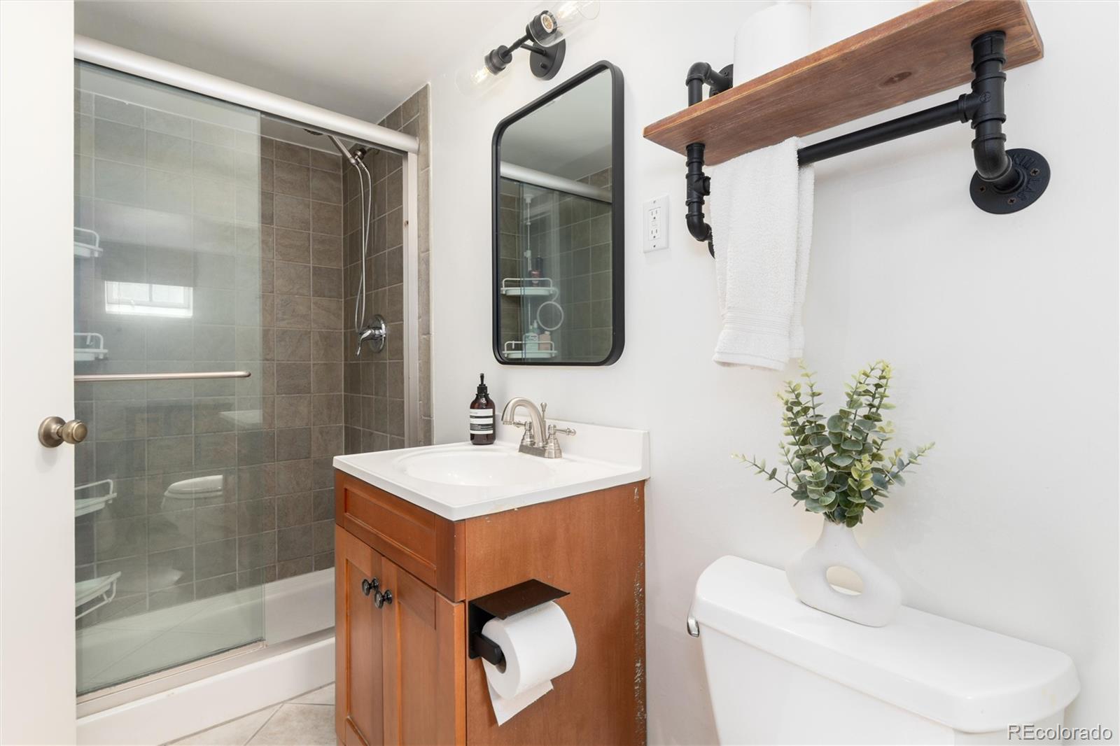 MLS Image #27 for 1419  dexter street ,denver, Colorado