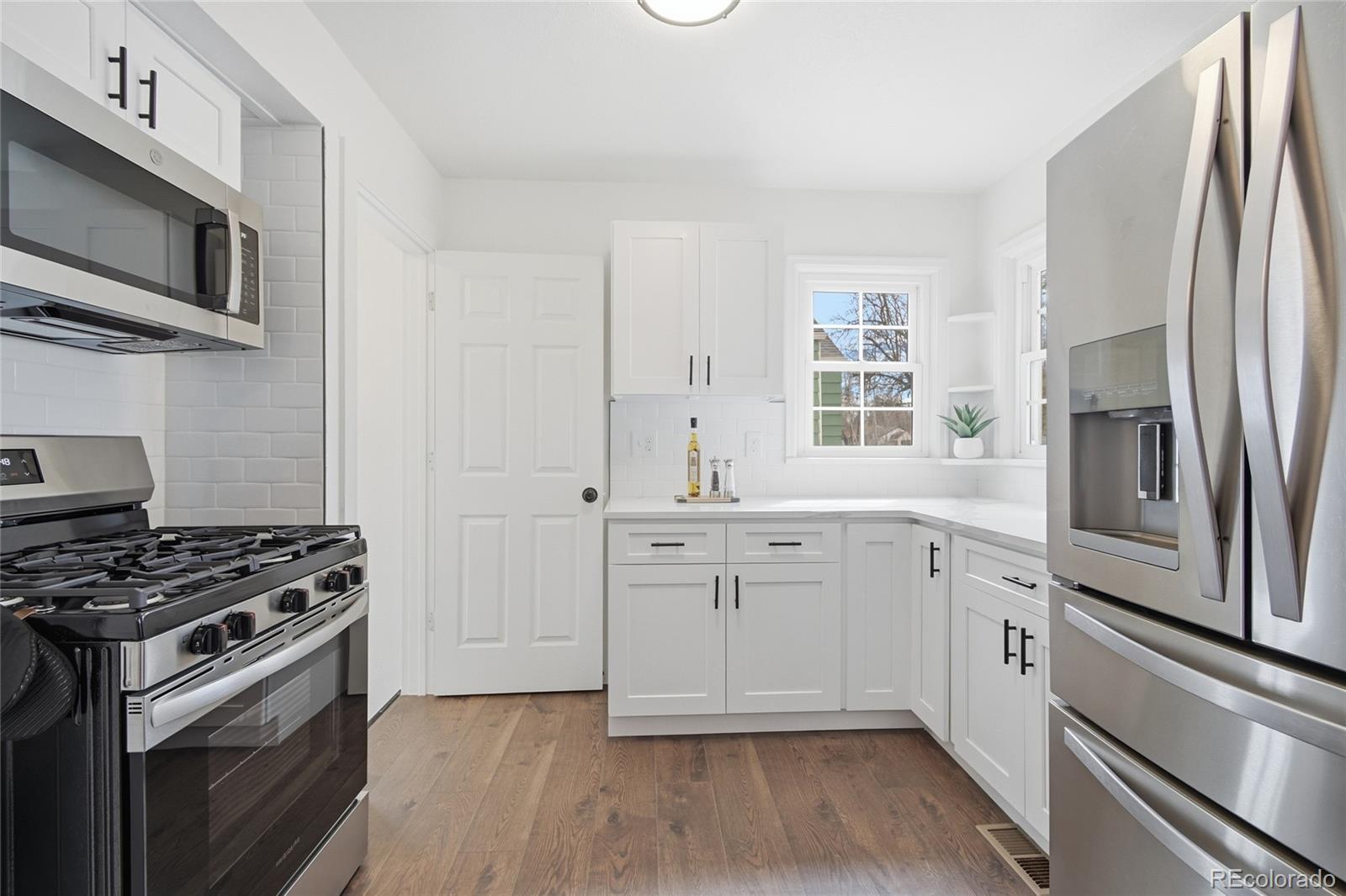 MLS Image #18 for 3970 s grant street,englewood, Colorado