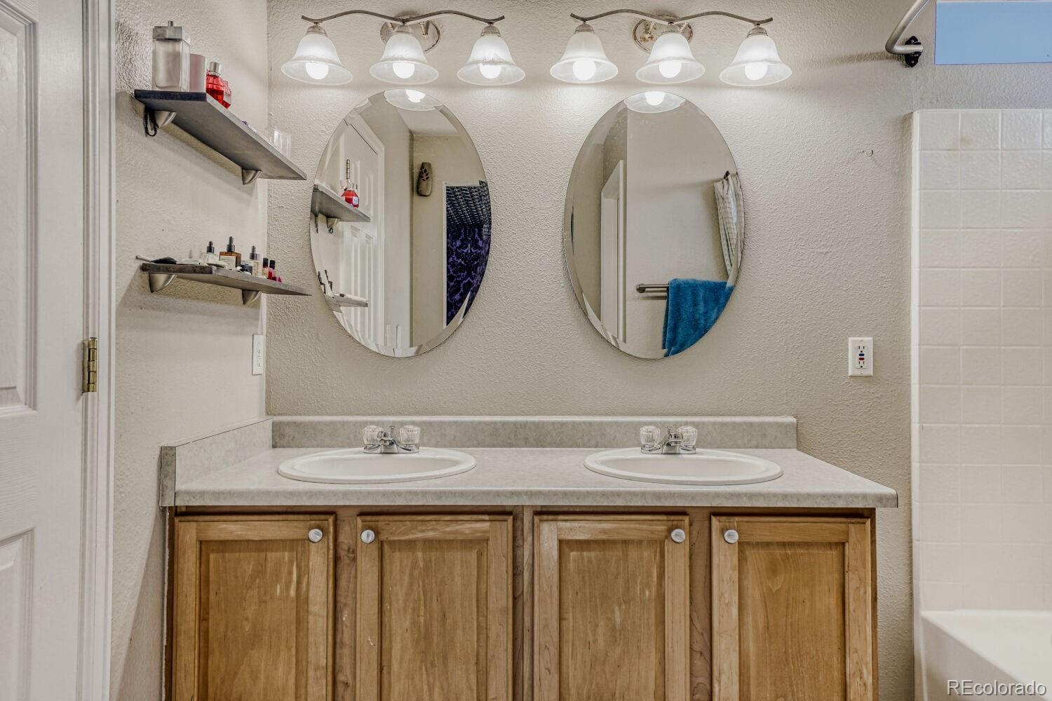 MLS Image #19 for 19706 e 58th drive,aurora, Colorado