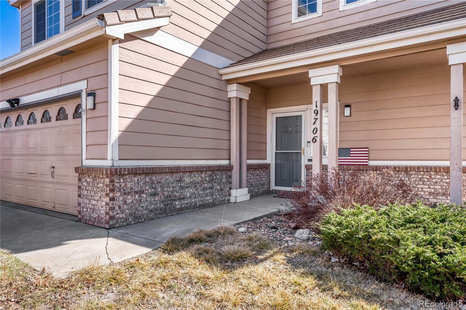 MLS Image #3 for 19706 e 58th drive,aurora, Colorado