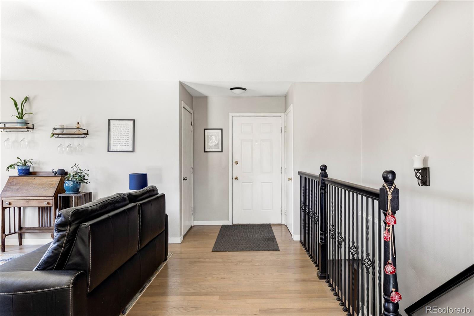 MLS Image #8 for 9098 w chestnut avenue,littleton, Colorado