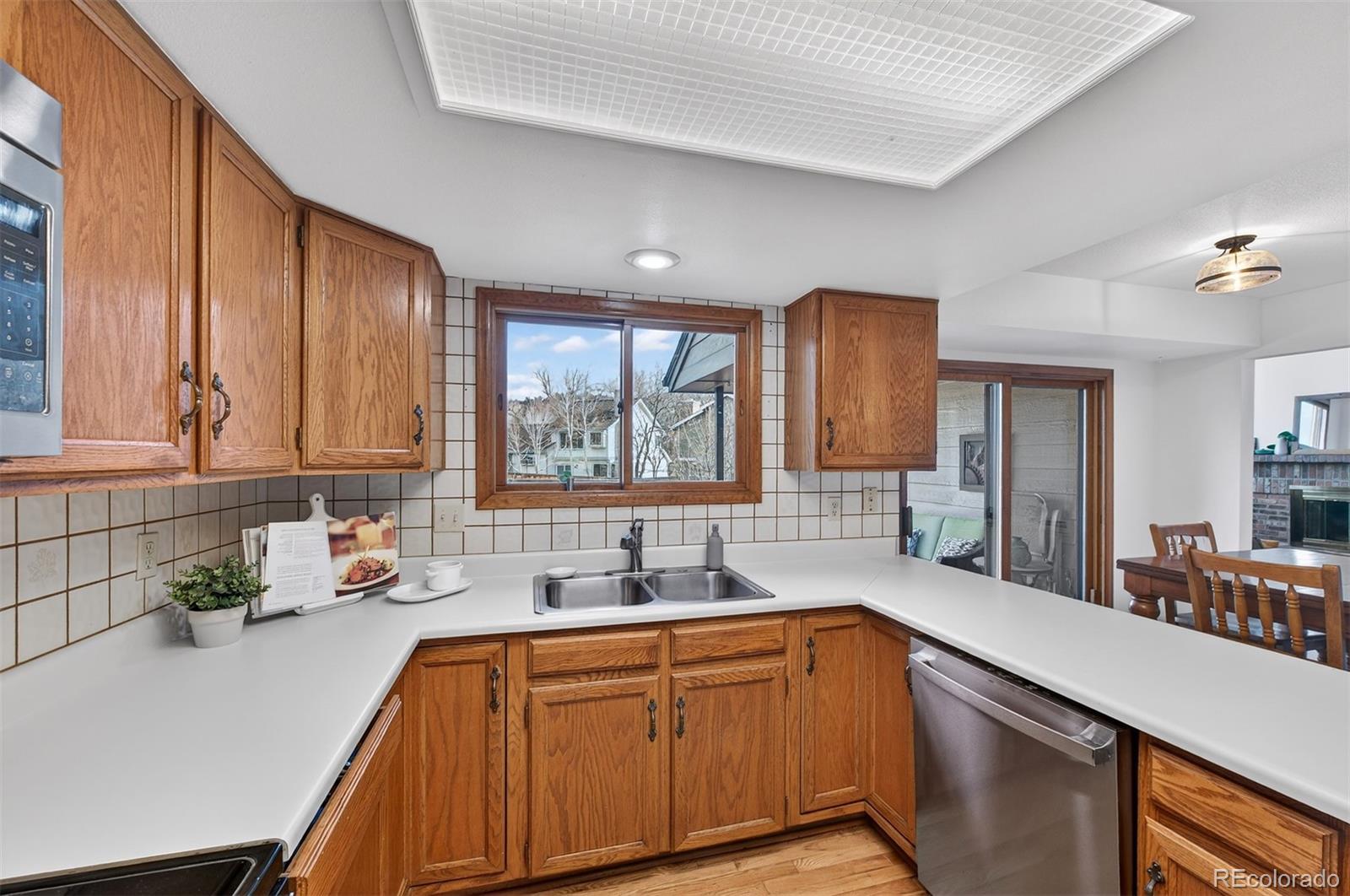 MLS Image #12 for 28  willowleaf drive,littleton, Colorado
