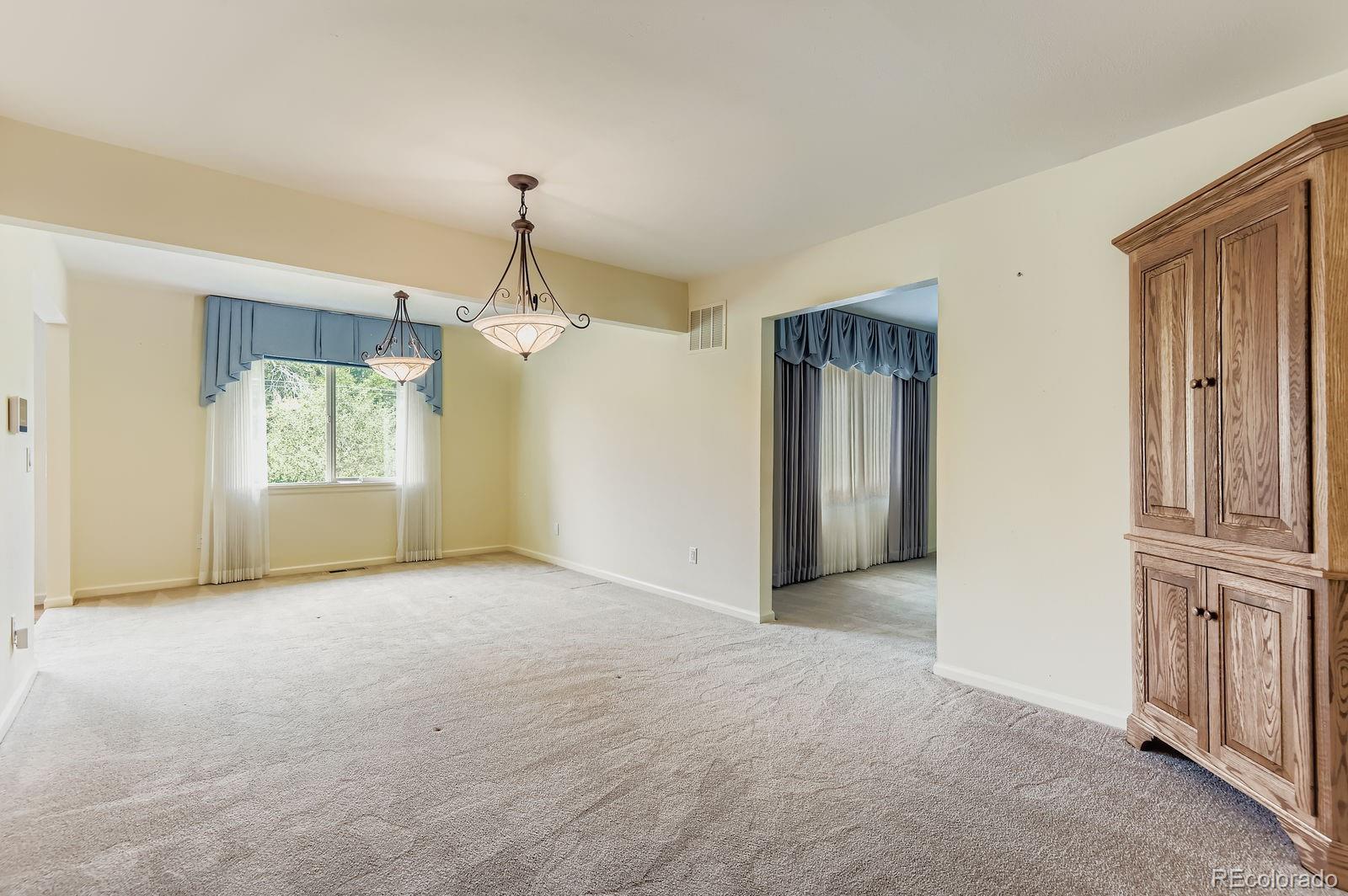 MLS Image #4 for 6801 s gilpin circle,centennial, Colorado