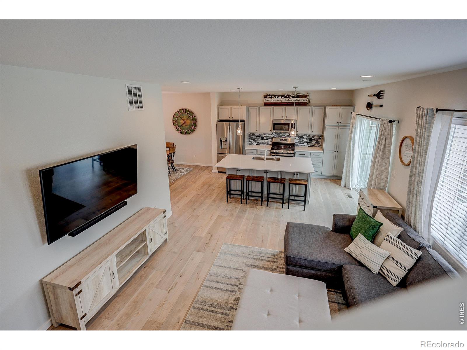 MLS Image #14 for 17167 e 103rd avenue,commerce city, Colorado