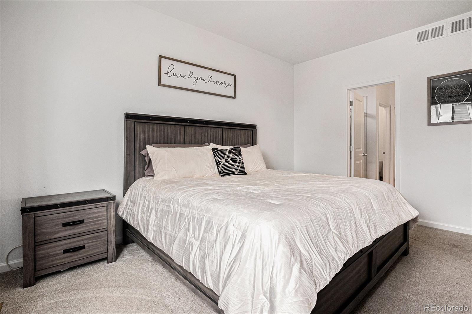 MLS Image #13 for 26787 e maple avenue,aurora, Colorado