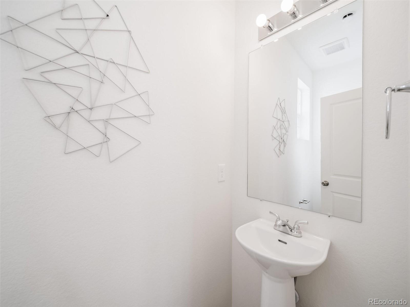 MLS Image #11 for 3422  pearwood drive,johnstown, Colorado