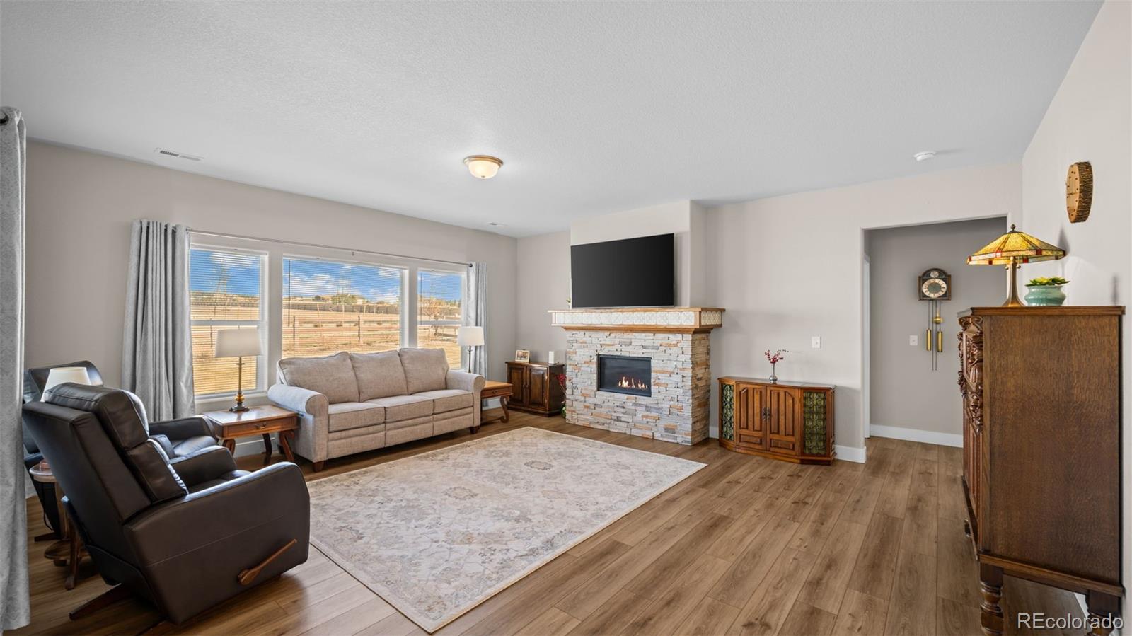 MLS Image #2 for 6758  thimble court,colorado springs, Colorado