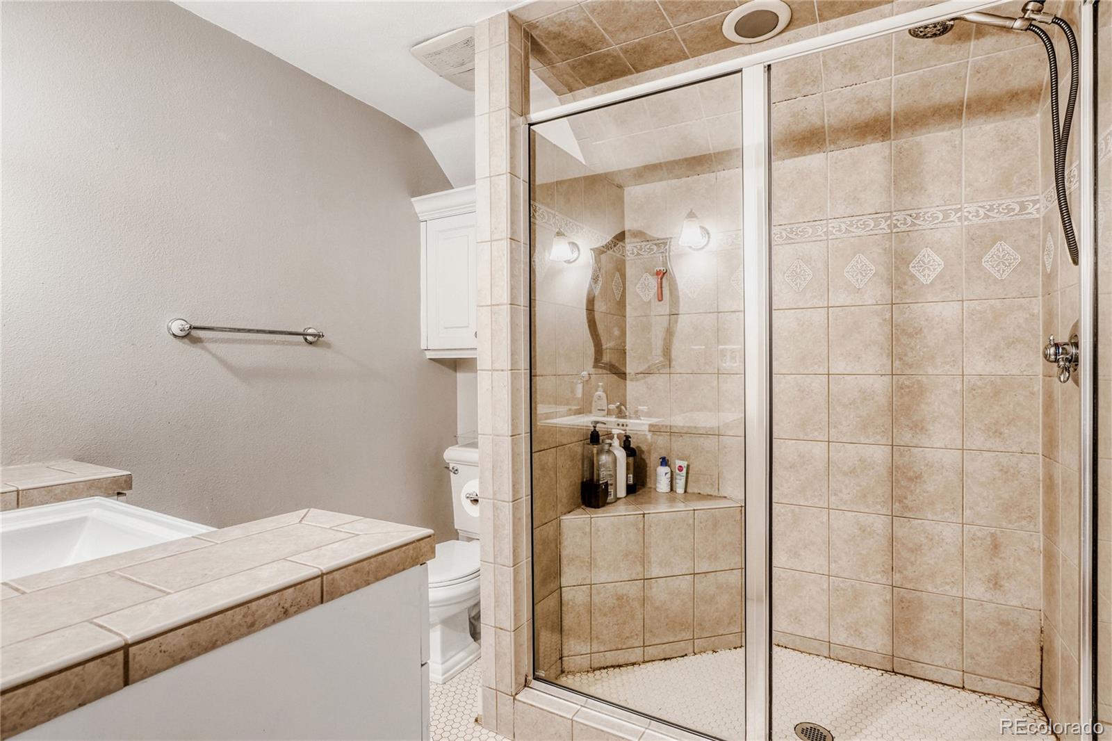MLS Image #19 for 1115 s emerson street,denver, Colorado