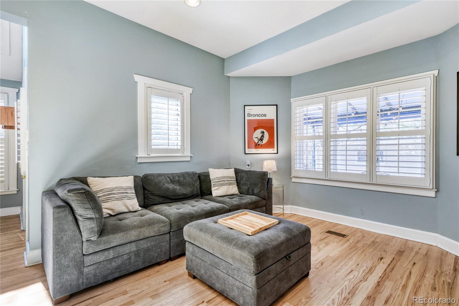 MLS Image #7 for 1115 s emerson street,denver, Colorado