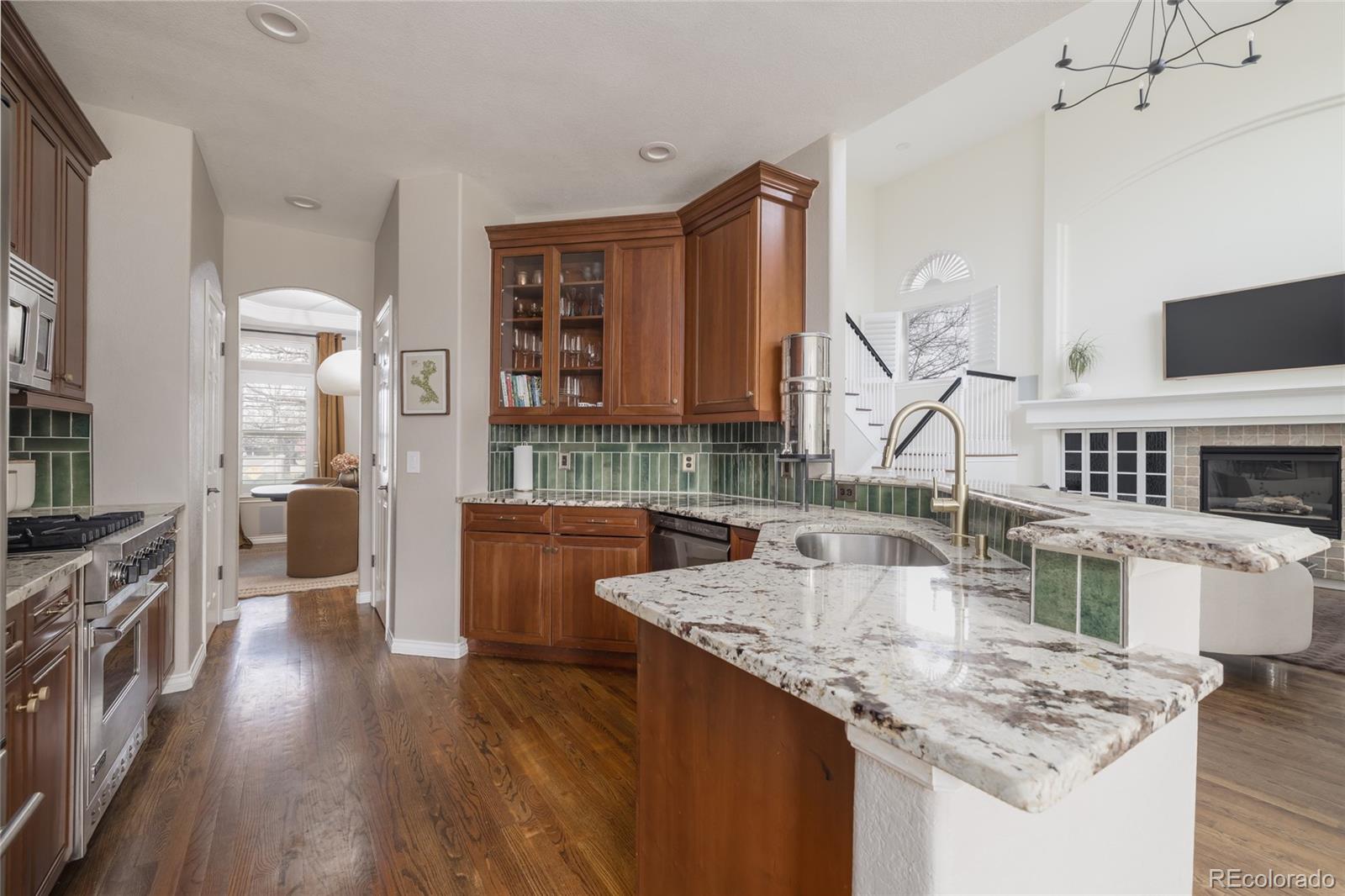 MLS Image #21 for 180 s oneida street,denver, Colorado
