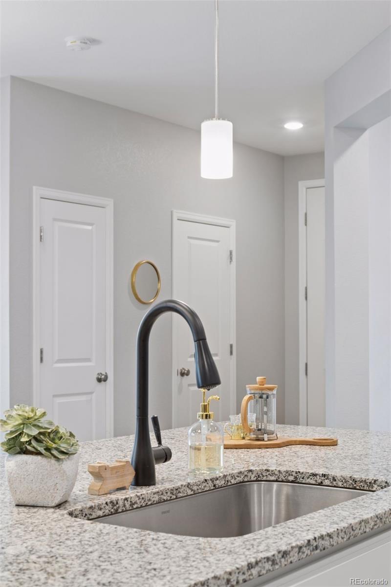 MLS Image #15 for 4332 s nepal street,centennial, Colorado