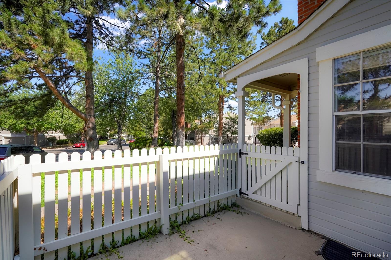 MLS Image #2 for 2871 w long drive a,littleton, Colorado