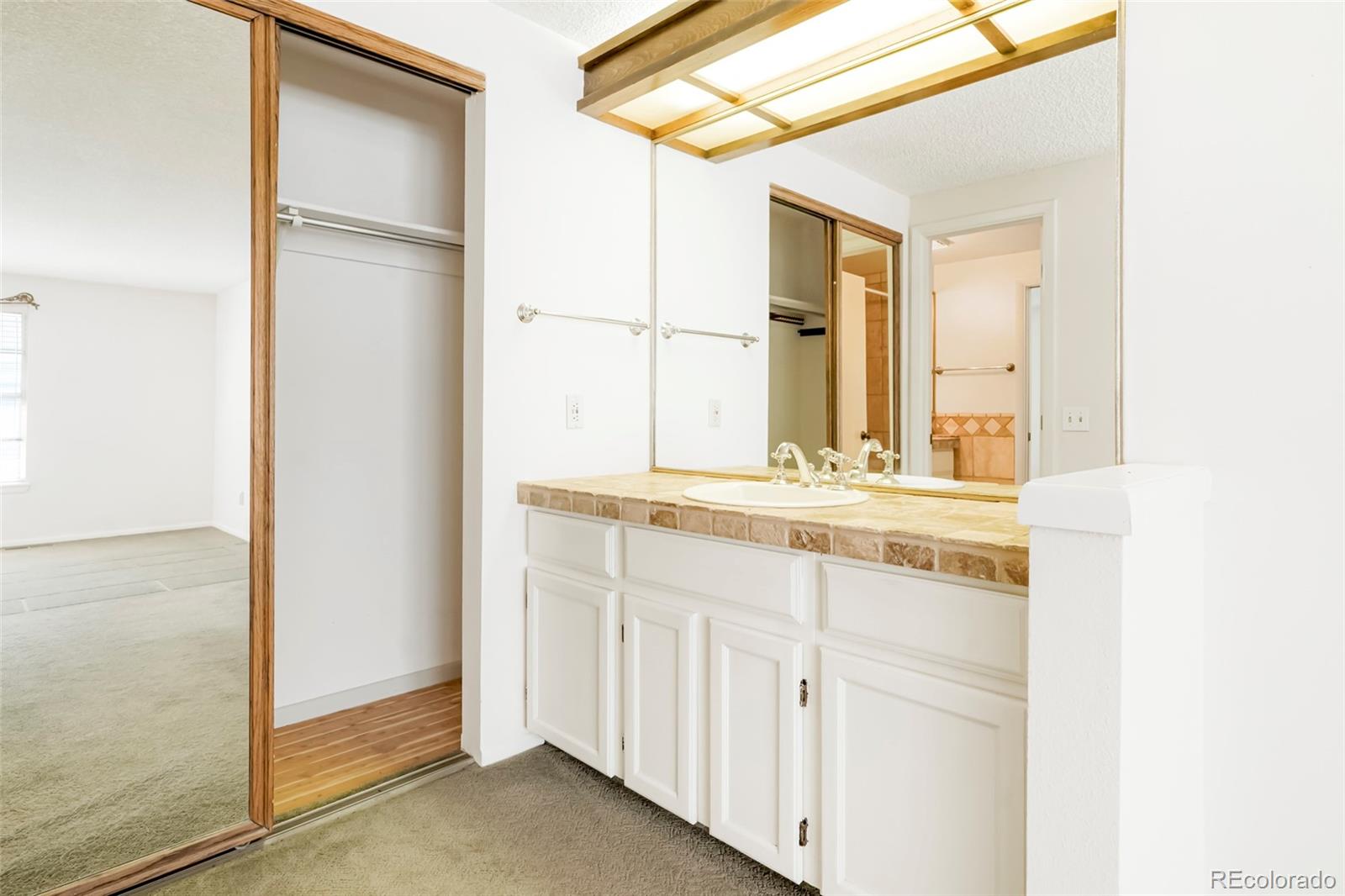 MLS Image #24 for 2871 w long drive a,littleton, Colorado