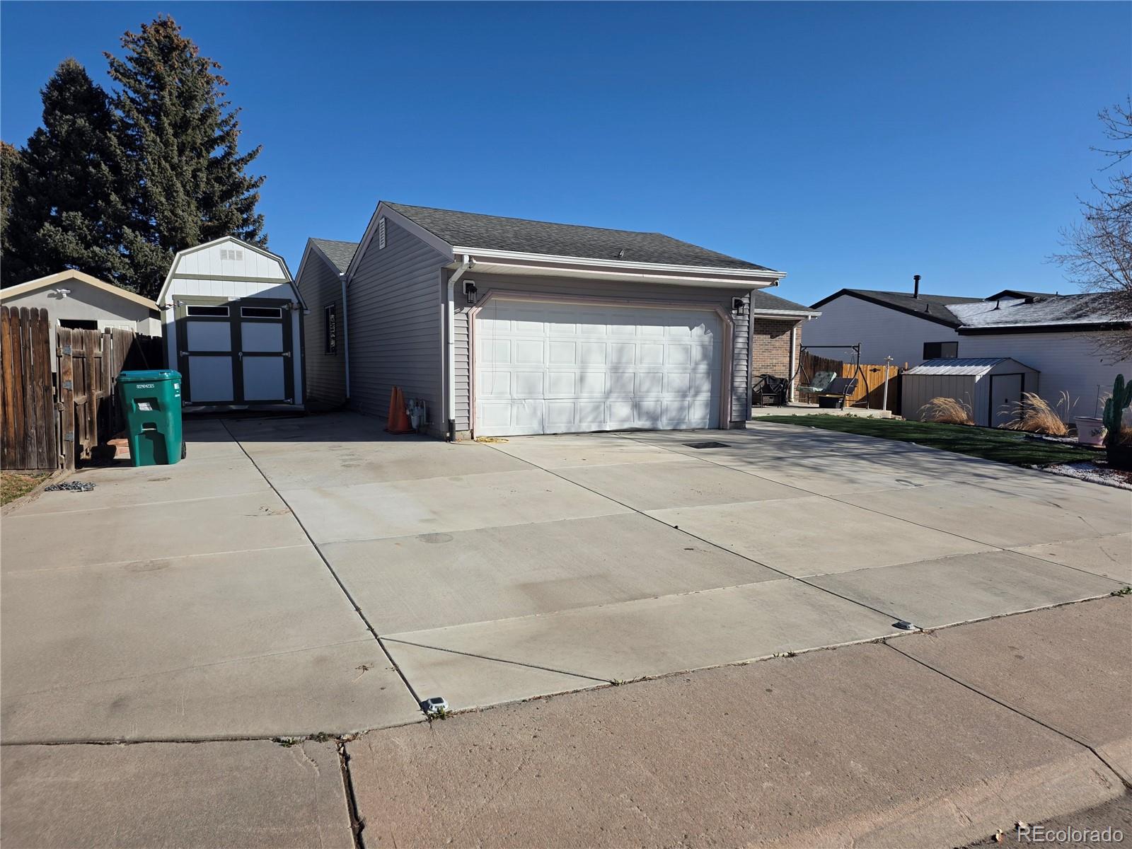 MLS Image #1 for 17933 e linvale drive,aurora, Colorado