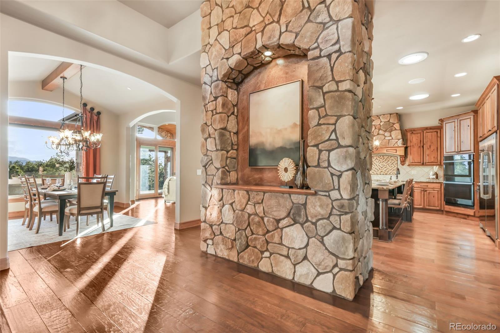 MLS Image #10 for 4740  foxchase way,colorado springs, Colorado
