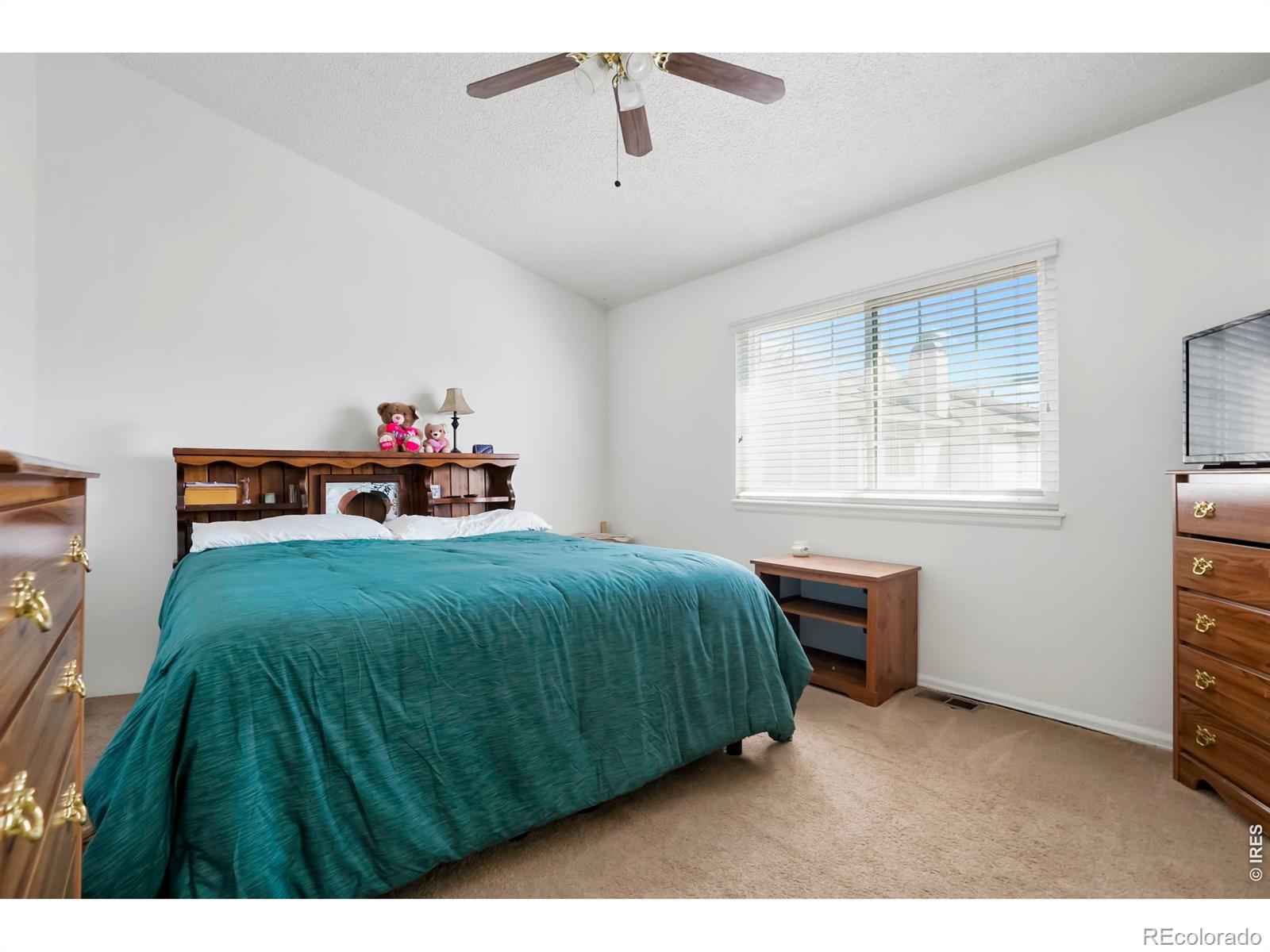 MLS Image #10 for 4230 s mobile circle,aurora, Colorado