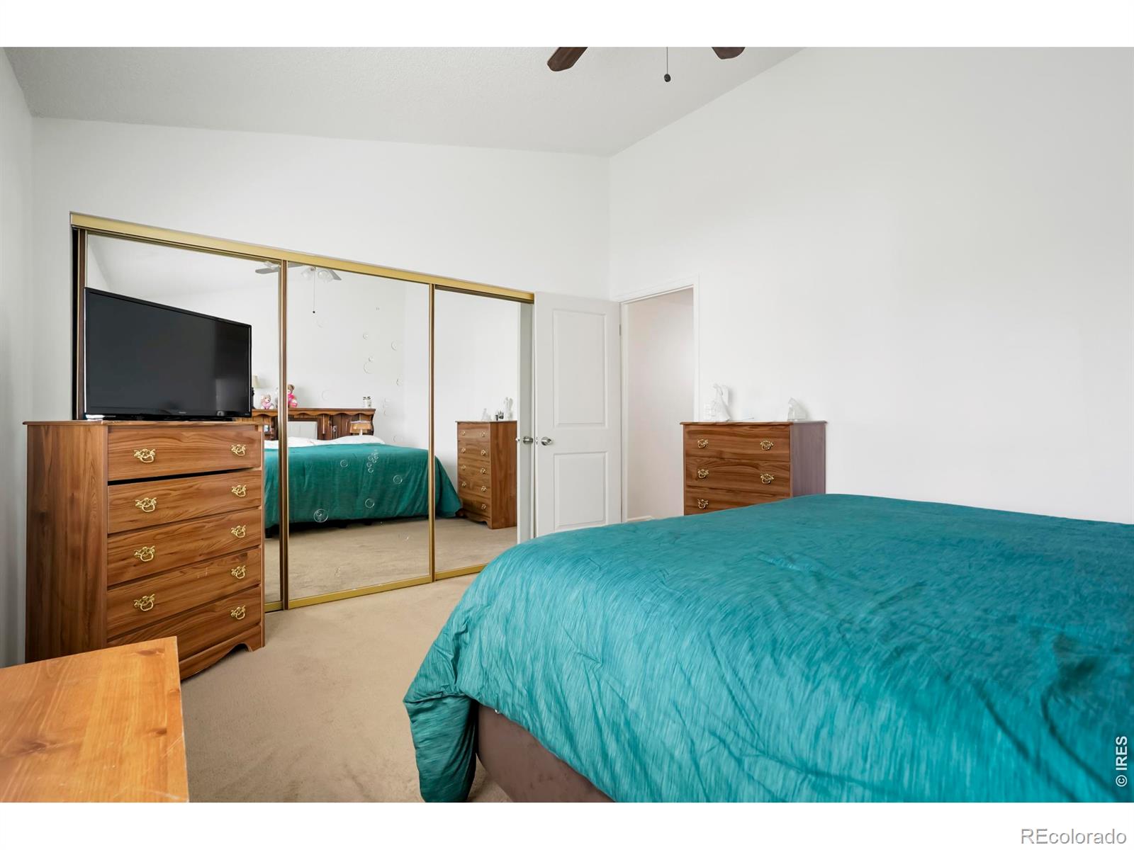 MLS Image #11 for 4230 s mobile circle,aurora, Colorado