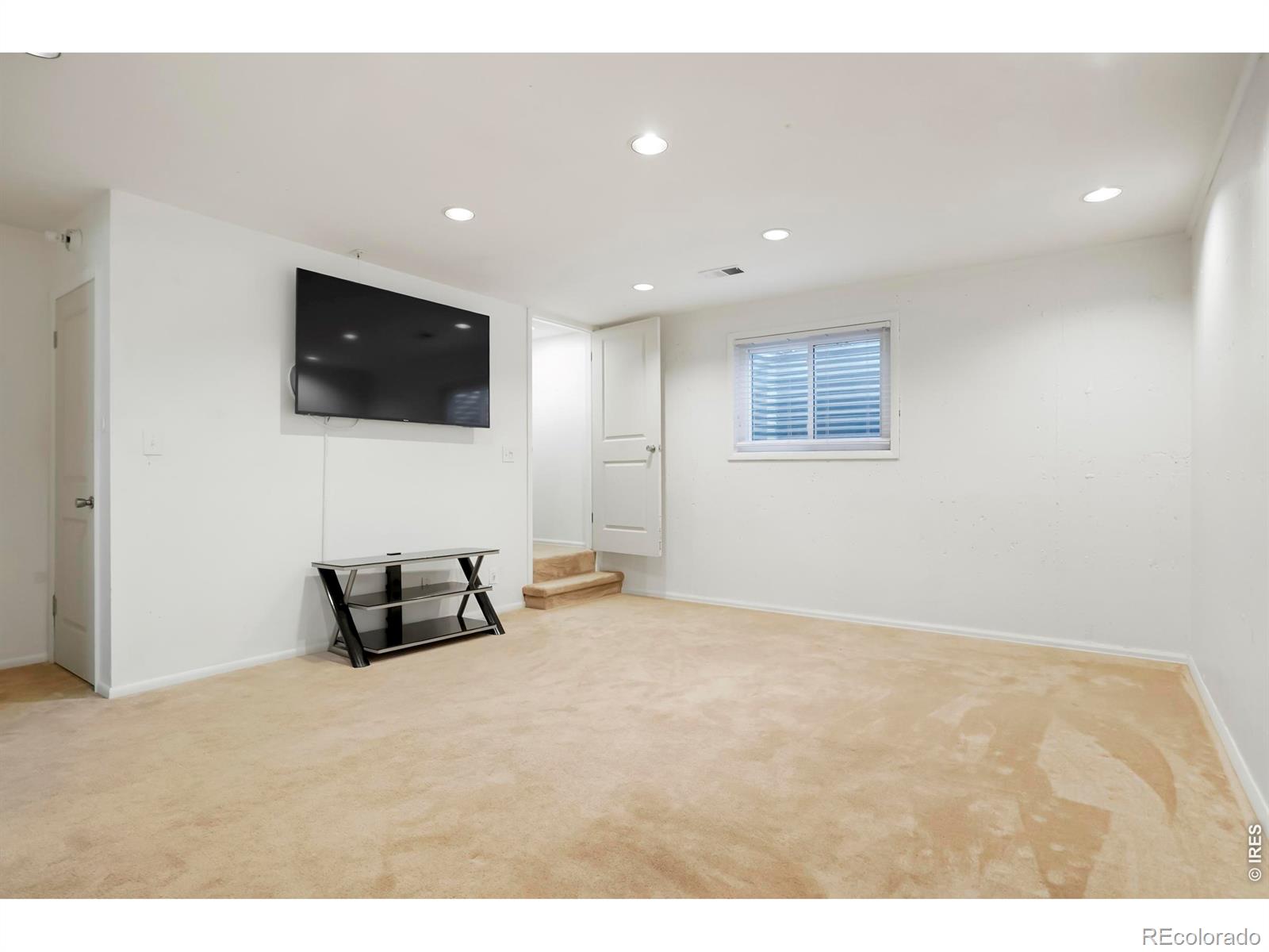 MLS Image #15 for 4230 s mobile circle,aurora, Colorado