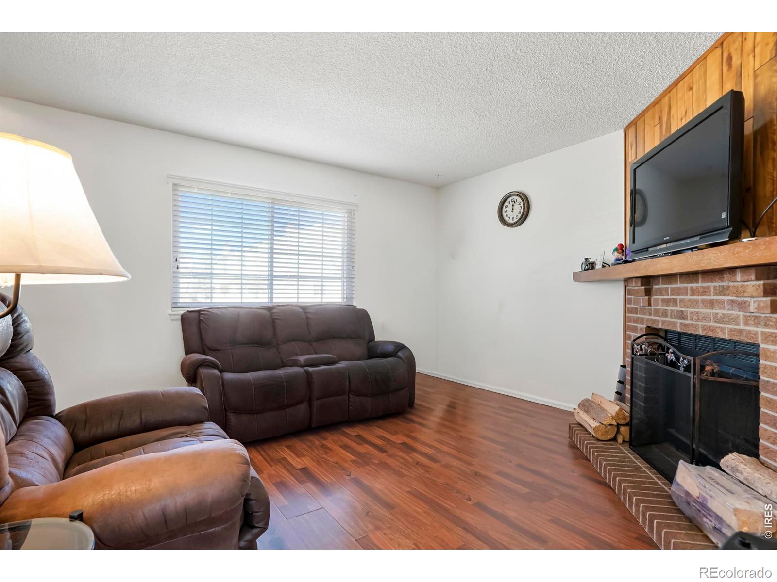 MLS Image #3 for 4230 s mobile circle,aurora, Colorado