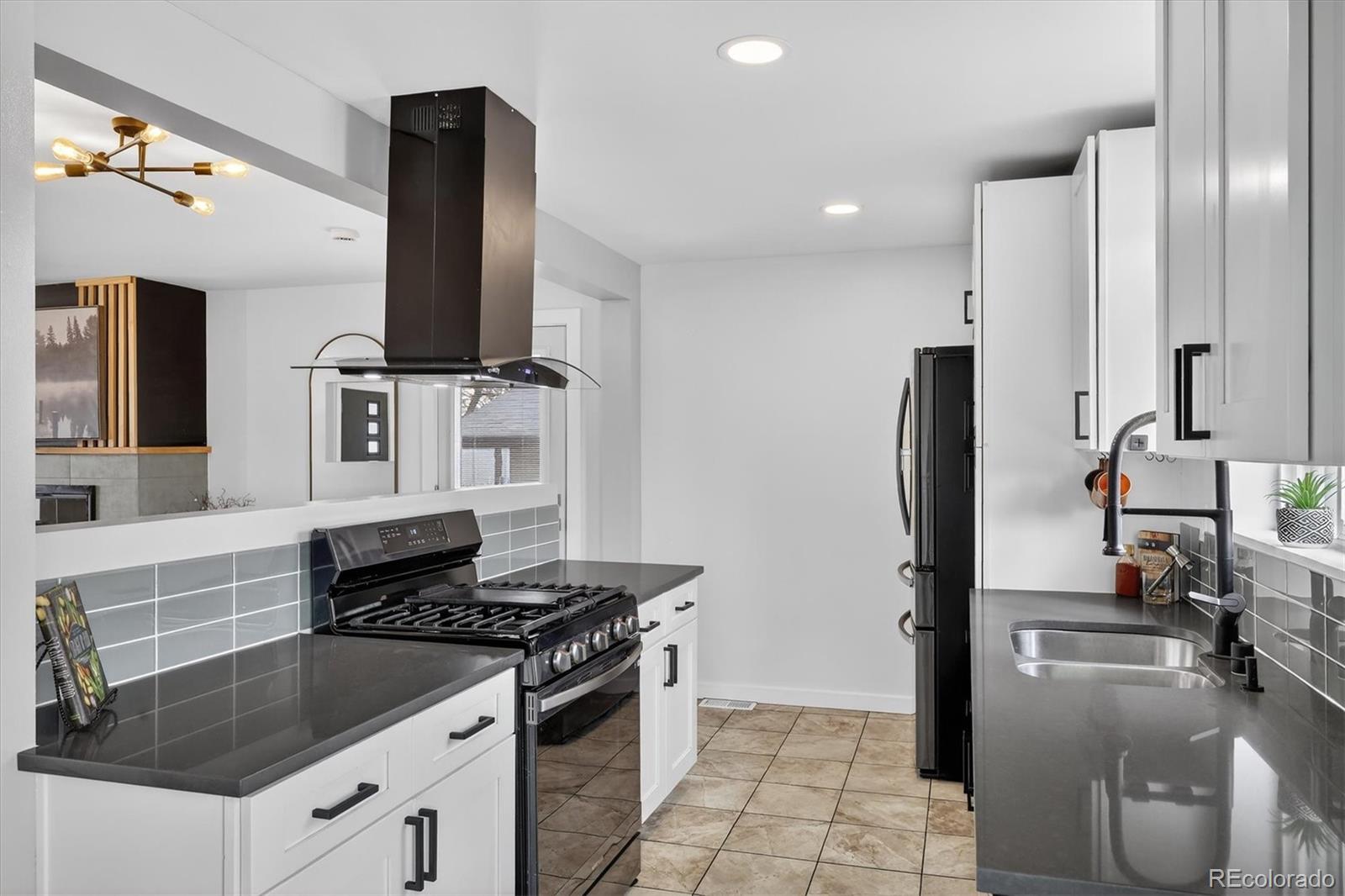 MLS Image #12 for 2340 w 48th avenue drive,denver, Colorado