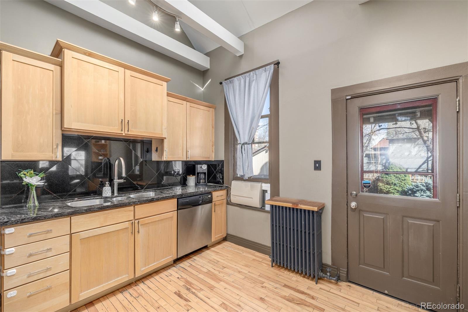 MLS Image #13 for 107 w cedar avenue,denver, Colorado