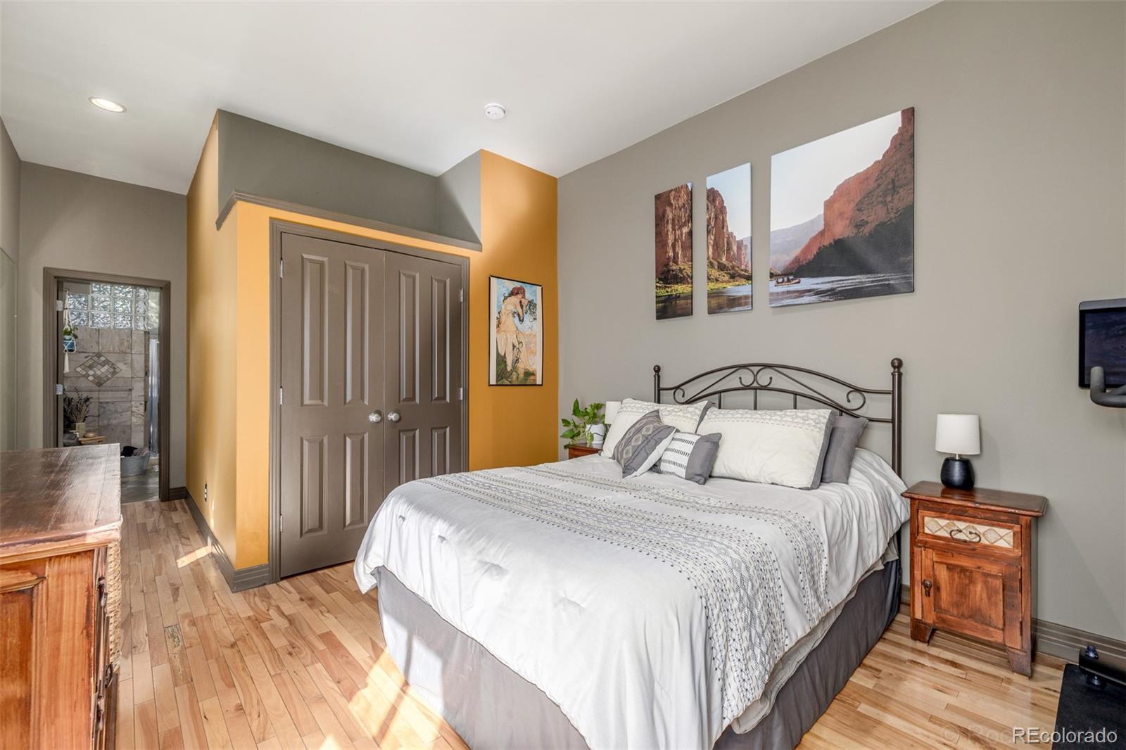 MLS Image #15 for 107 w cedar avenue,denver, Colorado