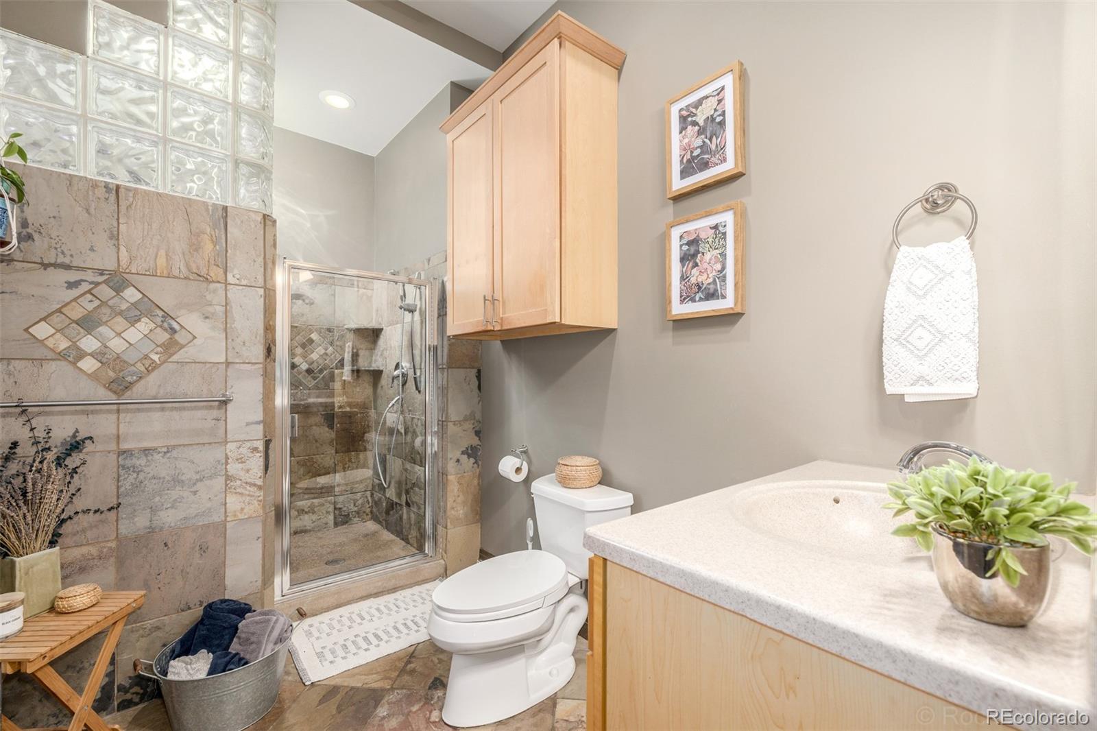 MLS Image #18 for 107 w cedar avenue,denver, Colorado